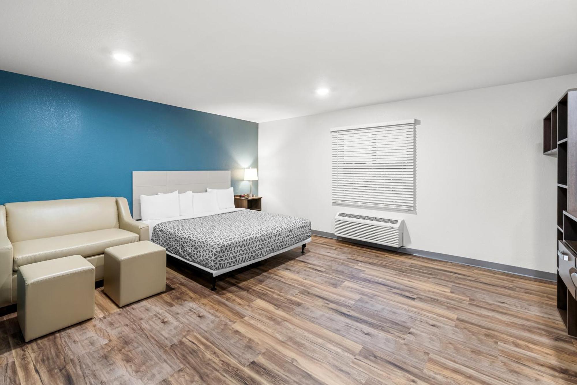 Woodspring Suites Kansas City Airport Exteriör bild