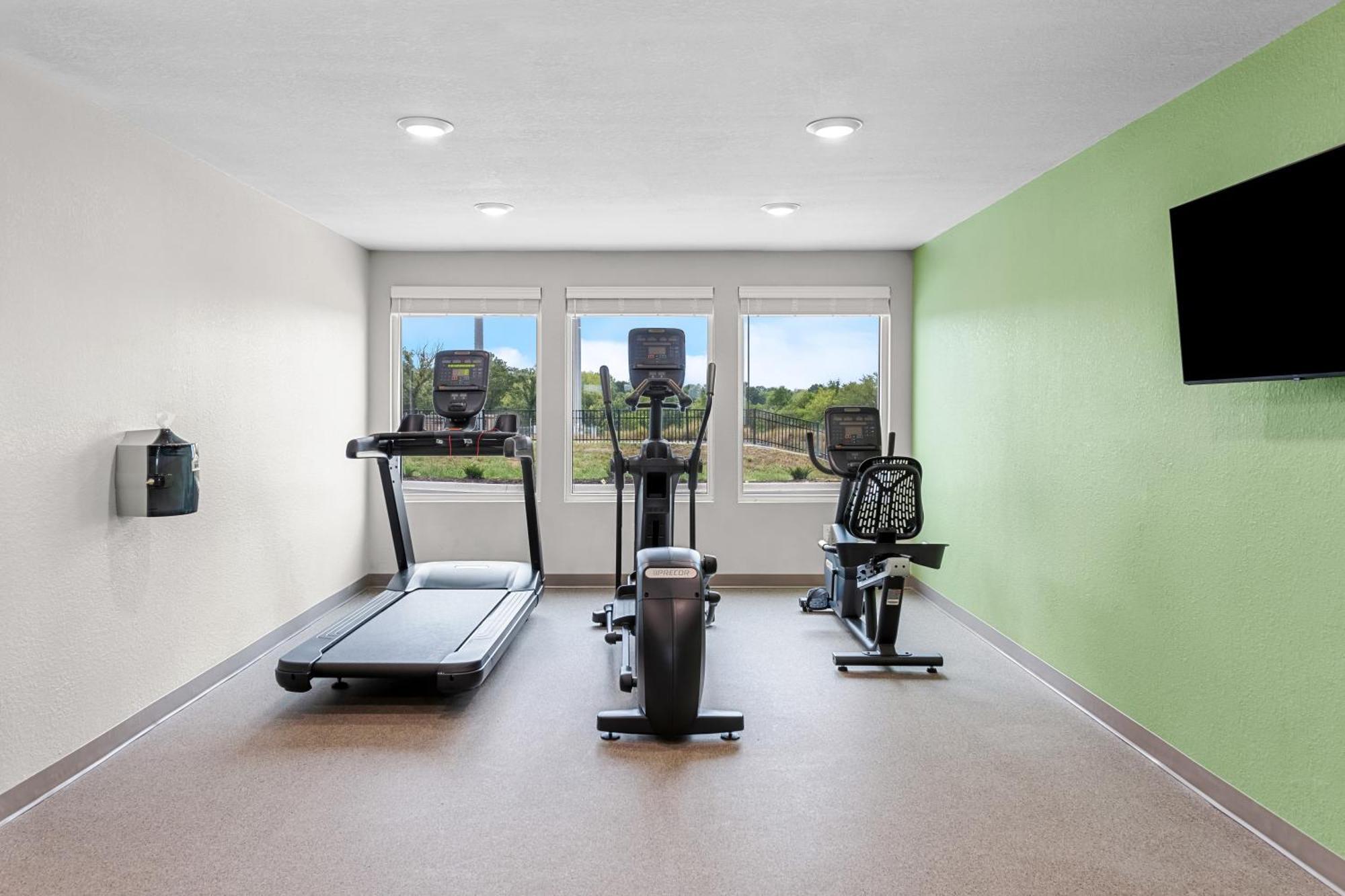 Woodspring Suites Kansas City Airport Exteriör bild