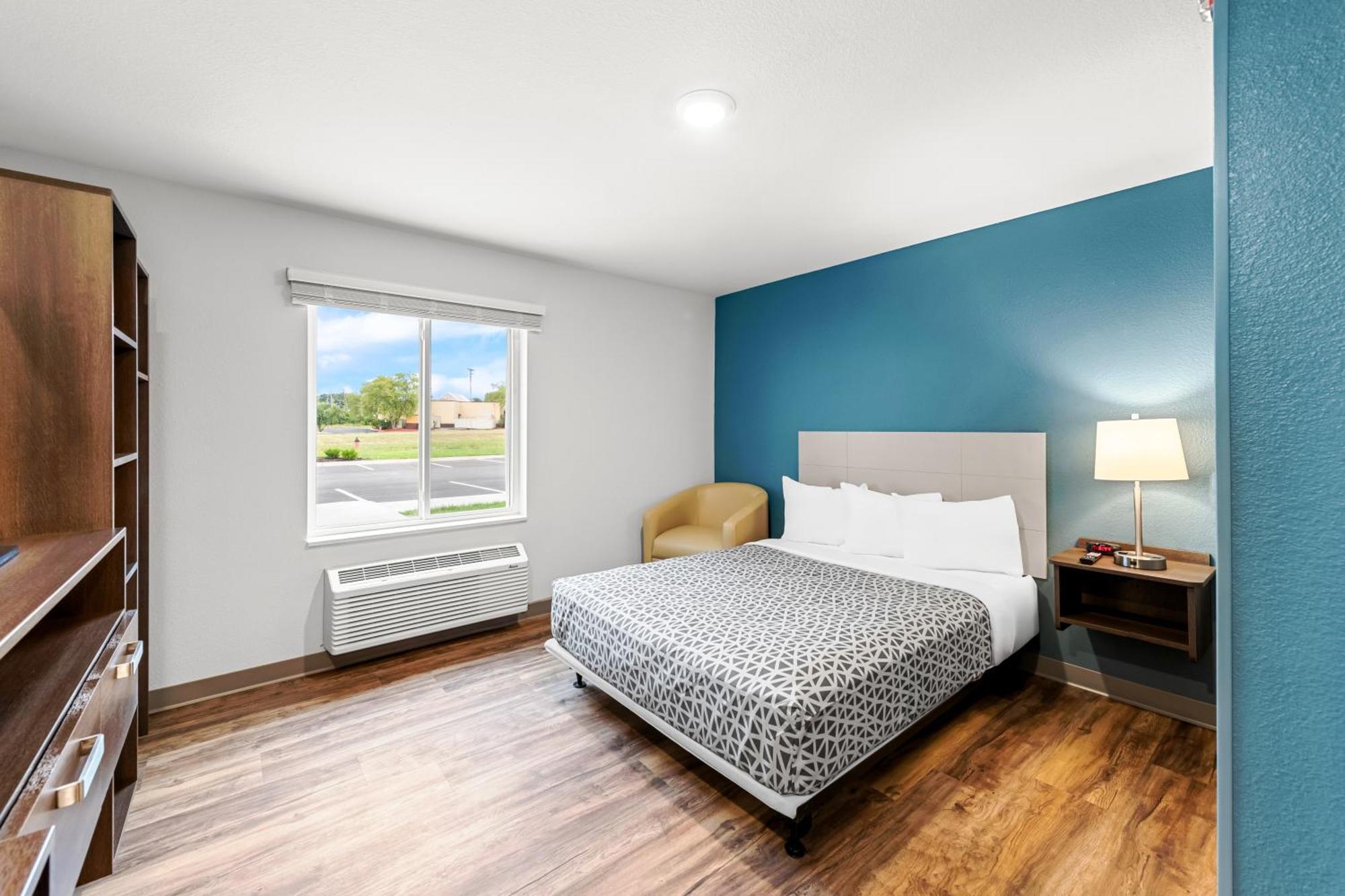 Woodspring Suites Kansas City Airport Exteriör bild