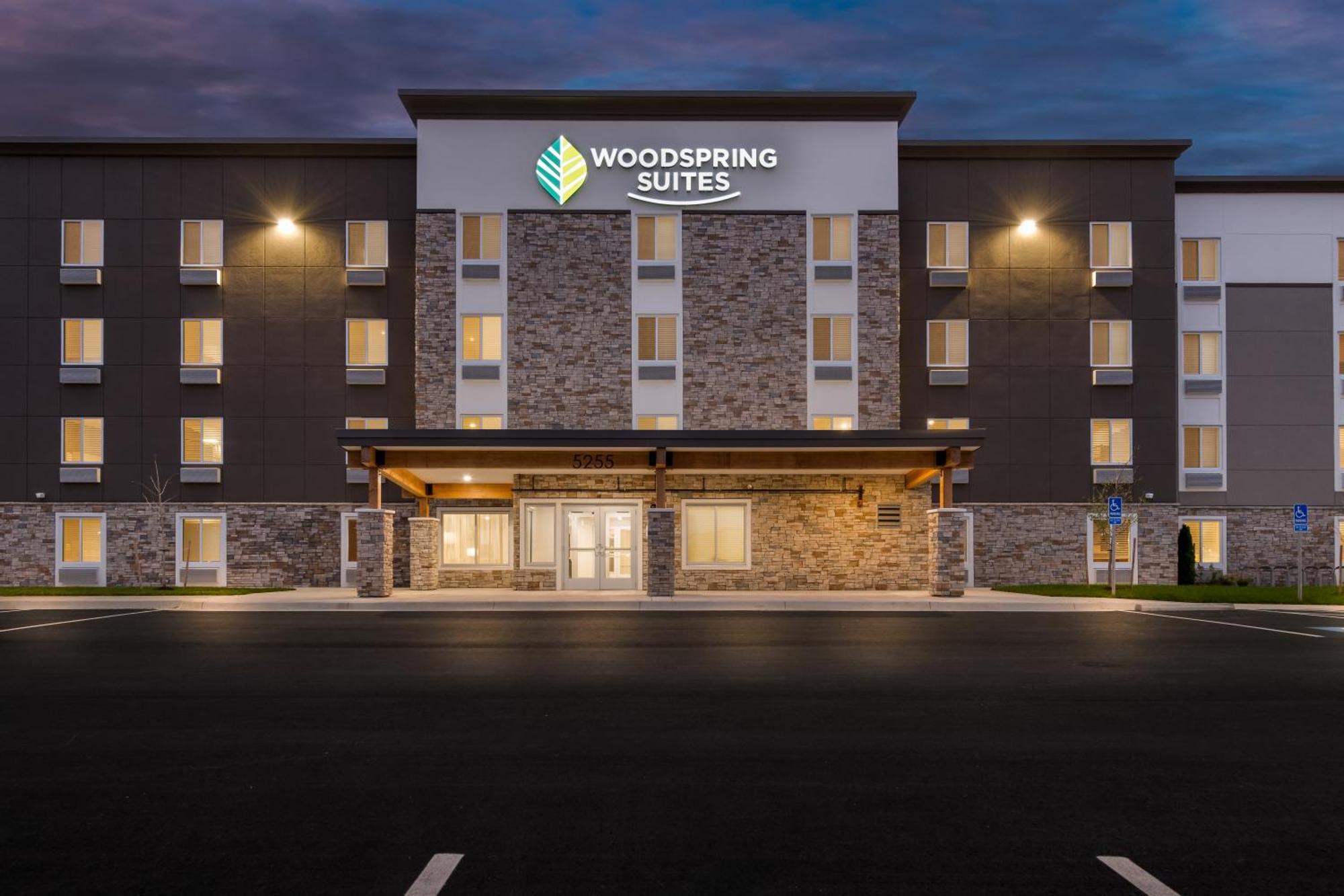 Woodspring Suites Kansas City Airport Exteriör bild
