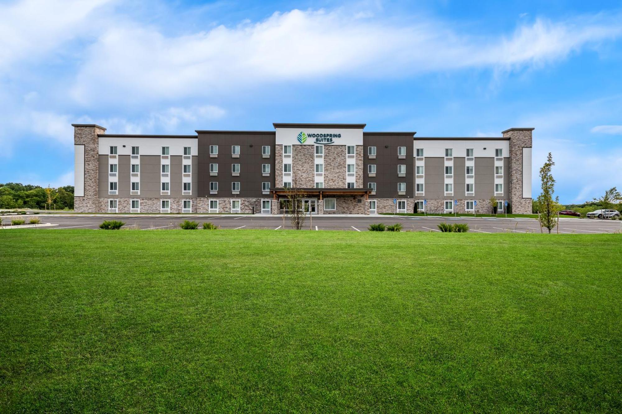 Woodspring Suites Kansas City Airport Exteriör bild
