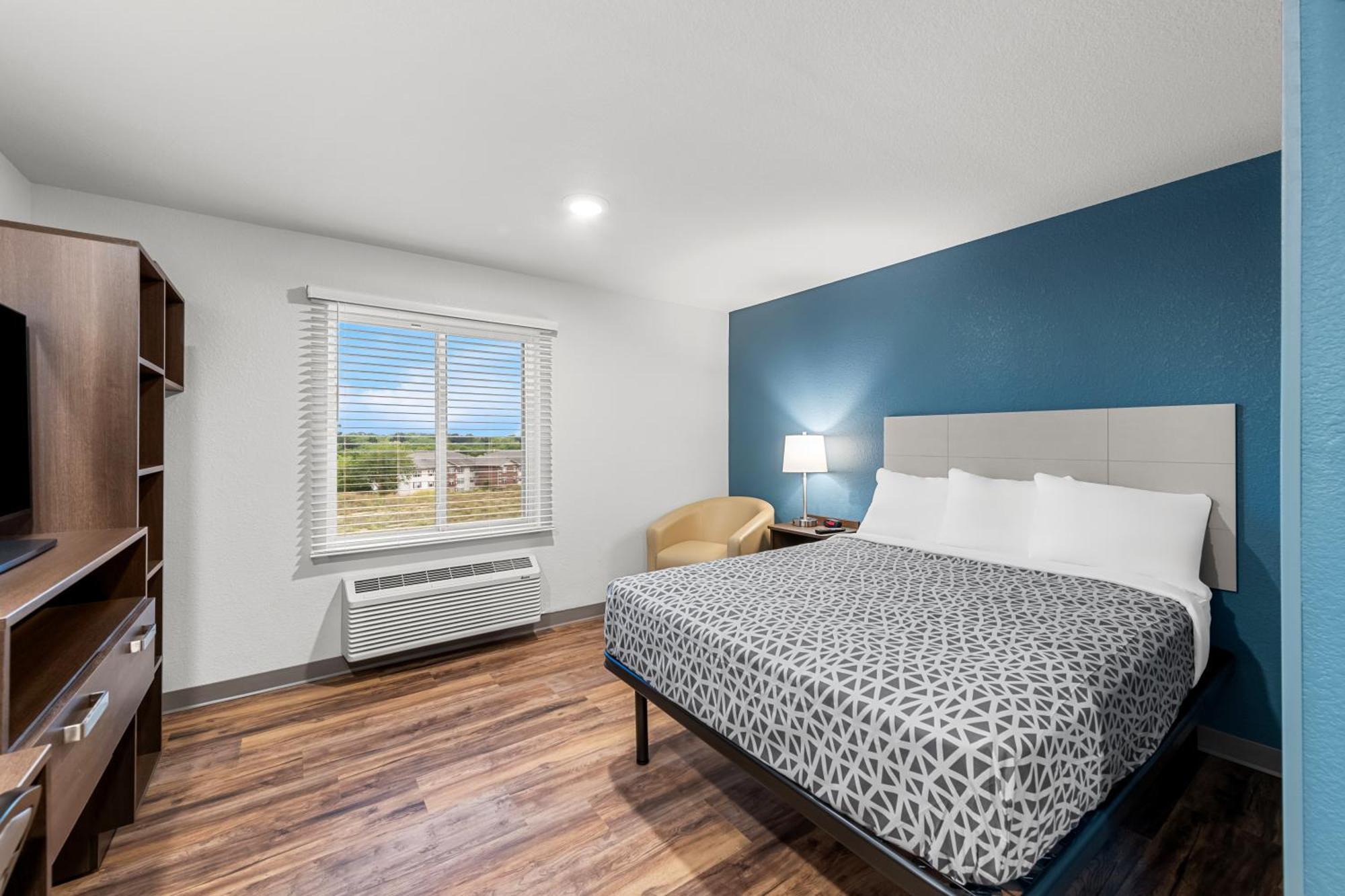 Woodspring Suites Kansas City Airport Exteriör bild